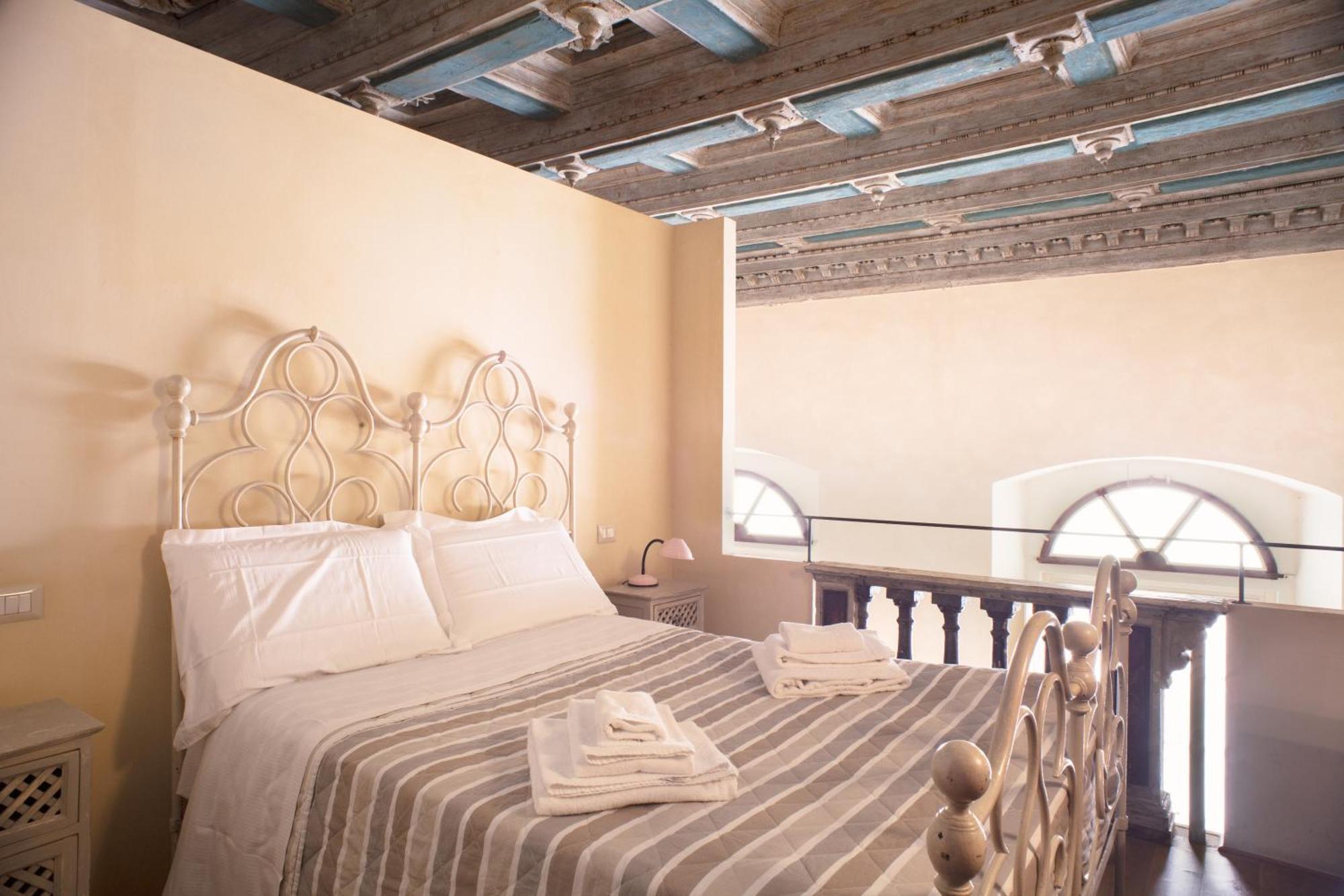 Berardi Palace Apartments フィレンツェ エクステリア 写真